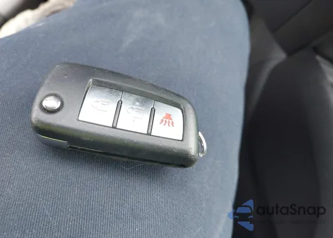 2017 Nissan Rogue S z USA, uszkodzony, nr VIN JN8AT2MT8HW131945